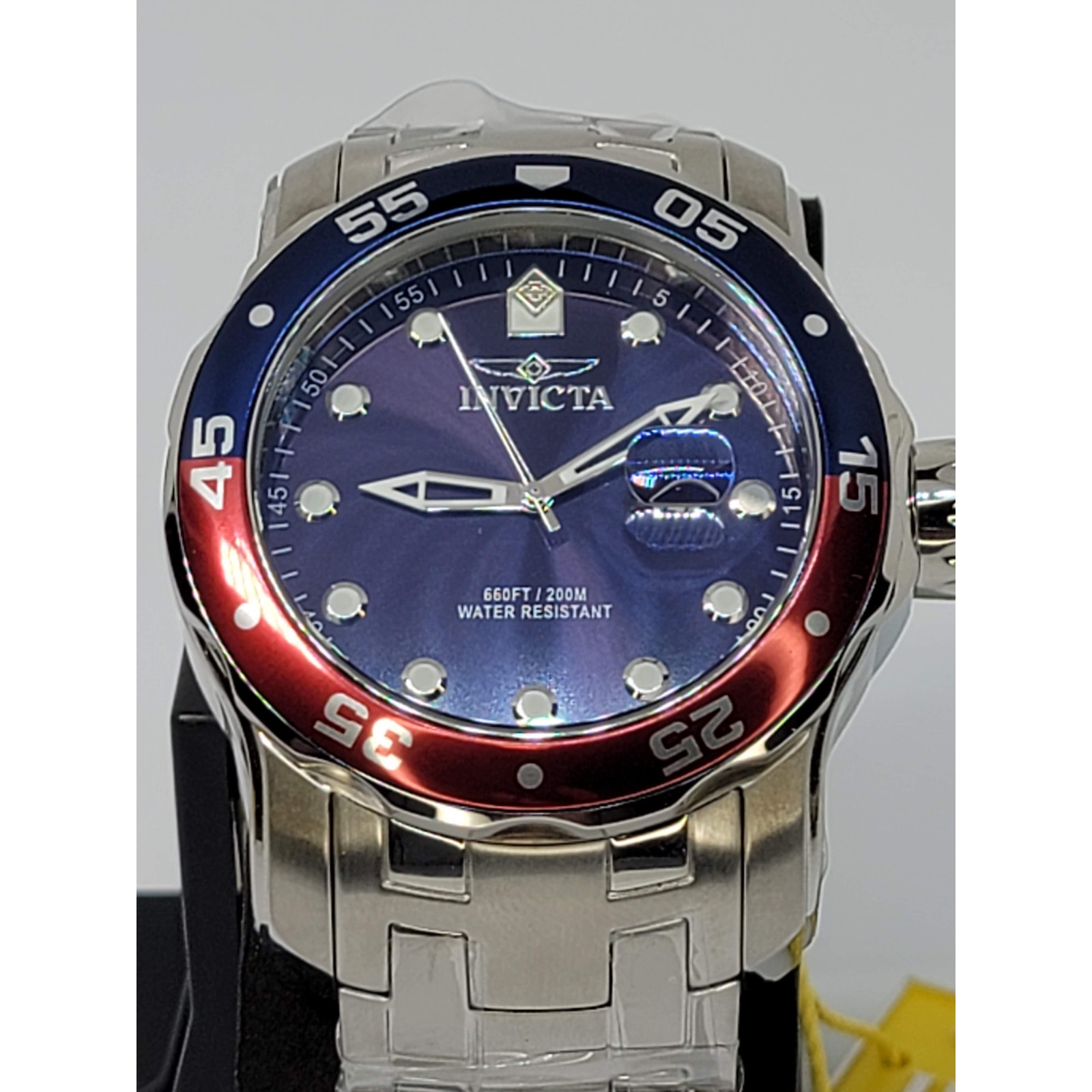 Invicta Pro Diver Quartz Blue Dial Pepsi Bezel Mens Watch 39090